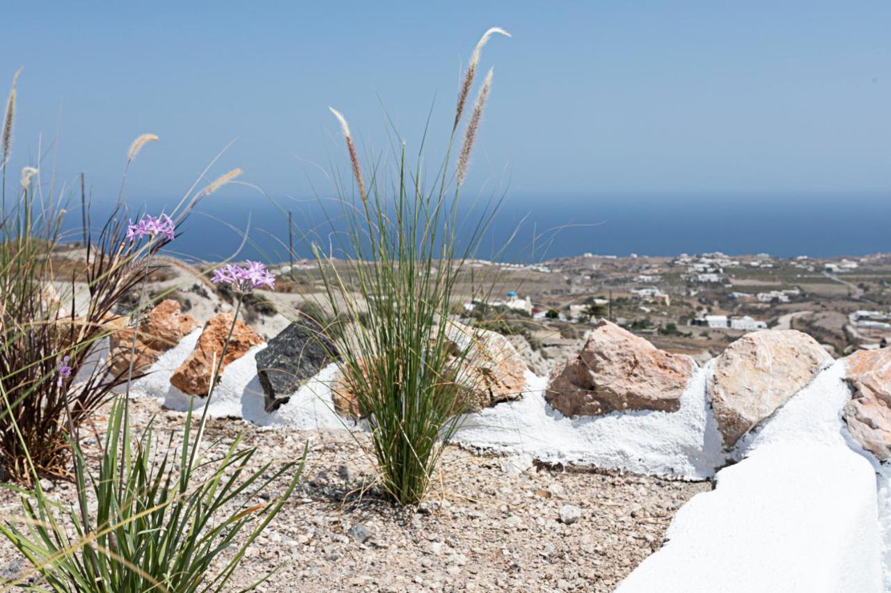 Rafael' S Mediteranian Cave Suites ฟิรอสเตฟานี ภายนอก รูปภาพ